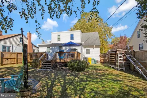 Exterior - 215 Lakeview Ave, Edgewater, MD 21037 photo 11 of 14