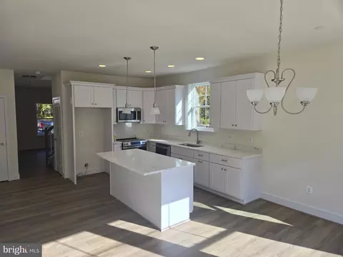 Other - 675 Powhatan Beach Rd, Pasadena, MD 21122 photo 2 of 7