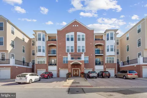 8609 Wintergreen Ct #303, Odenton, MD 21113