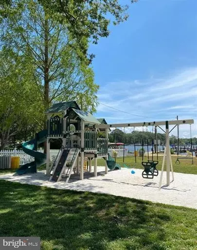 4938 Rullman Rd, Shady Side, MD 20764 photo 24