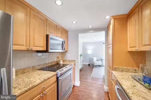 439 Colonial Ridge Ln, Arnold, MD 21012 photo 8
