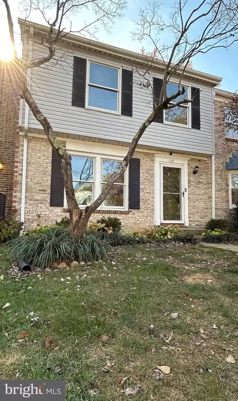 439 Colonial Ridge Ln, Arnold, MD 21012