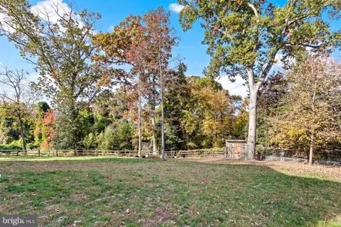 Exterior - 684 203rd St, Pasadena, MD 21122 photo 2 of 12