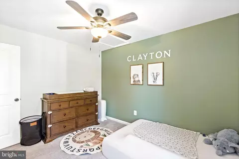 Bedroom - 684 203rd St, Pasadena, MD 21122 photo 9 of 12
