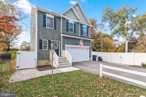 Exterior - 684 203rd St, Pasadena, MD 21122 photo 10 of 12