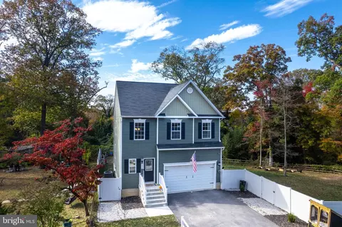 Exterior - 684 203rd St, Pasadena, MD 21122 photo 11 of 12