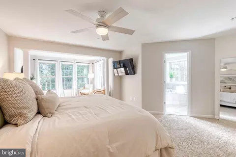 Bedroom - 859 Nancy Lynn Ln, Arnold, MD 21012 photo 2 of 6