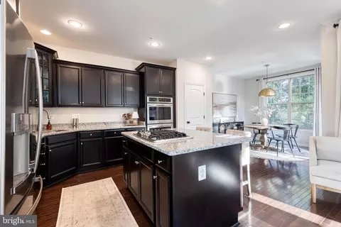 Kitchen - 859 Nancy Lynn Ln, Arnold, MD 21012 photo 4 of 6