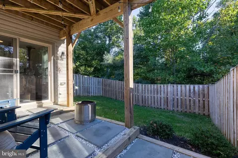 Exterior - 859 Nancy Lynn Ln, Arnold, MD 21012 photo 5 of 7