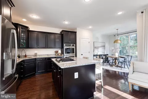Kitchen - 859 Nancy Lynn Ln, Arnold, MD 21012 photo 5 of 6