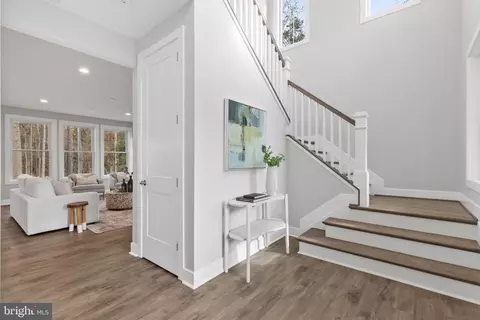 1402 Mccarter Ln, Edgewater, MD 21037 photo 3
