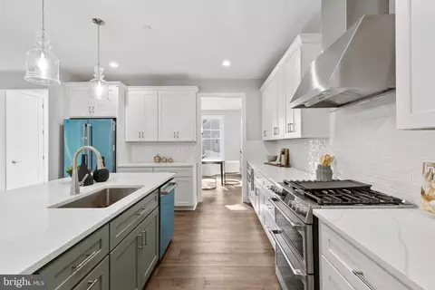 1402 Mccarter Ln, Edgewater, MD 21037 photo 6