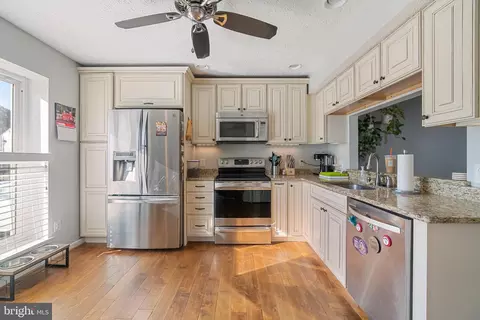 Kitchen - 3460 Marble Arch Dr, Pasadena, MD 21122 photo 1 of 3