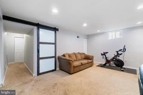 Entry Way - 3460 Marble Arch Dr, Pasadena, MD 21122 photo 3 of 3