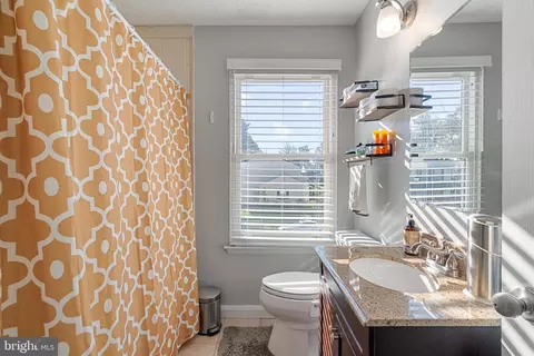 Bath - 3460 Marble Arch Dr, Pasadena, MD 21122 photo 3 of 3
