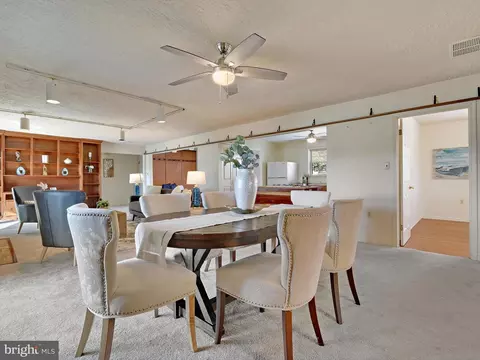 1422 Oak Bluff Rd, Edgewater, MD 21037 photo 10