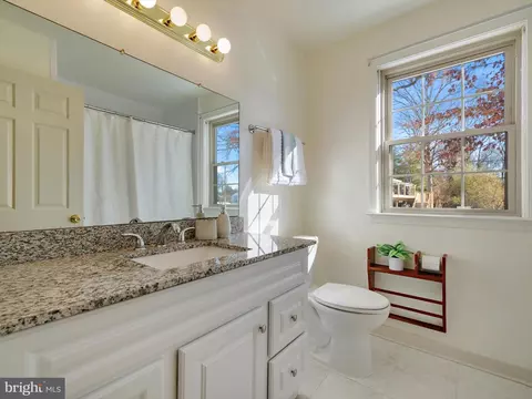 1422 Oak Bluff Rd, Edgewater, MD 21037 photo 29
