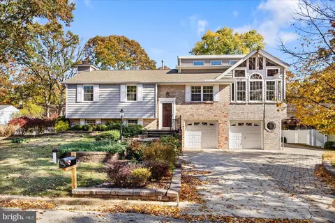 305 S Carolina Ave, Pasadena, MD 21122