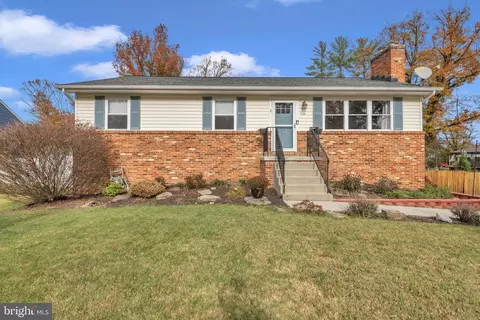 958 School Ln, Gambrills, MD 21054