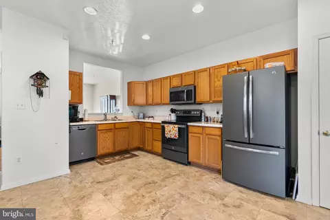Kitchen - 216 Seneca Ter, Pasadena, MD 21122 photo 1 of 2