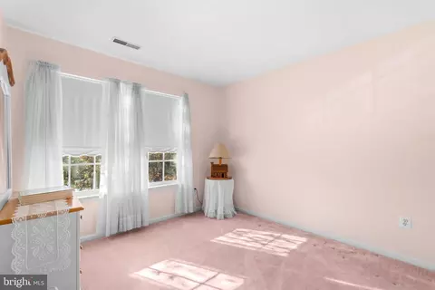 Bedroom - 216 Seneca Ter, Pasadena, MD 21122 photo 2 of 5