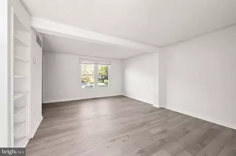 3619 Robin Air Ct, Pasadena, MD 21122 photo 9