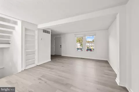 3619 Robin Air Ct, Pasadena, MD 21122 photo 8