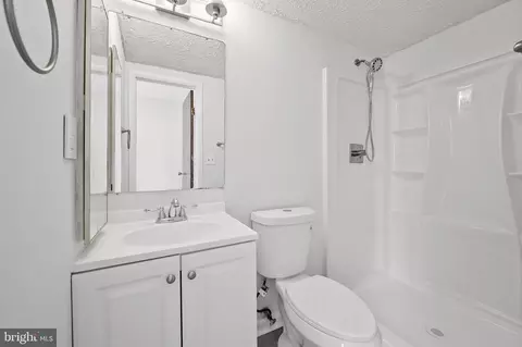 3619 Robin Air Ct, Pasadena, MD 21122 photo 25