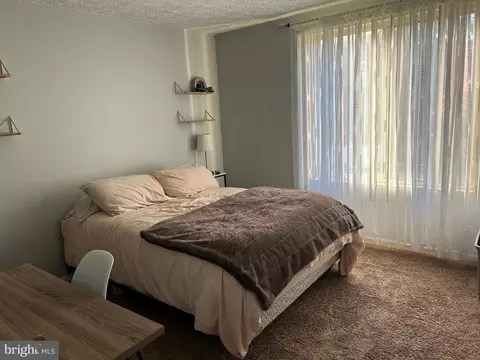Bedroom - 8030 H Abbey Ct #H, Pasadena, MD 21122 photo 5 of 7