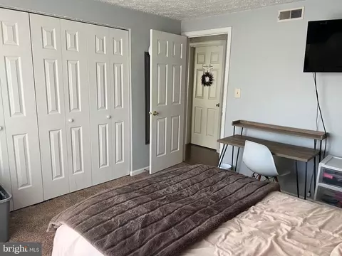 Bedroom - 8030 H Abbey Ct #H, Pasadena, MD 21122 photo 4 of 7