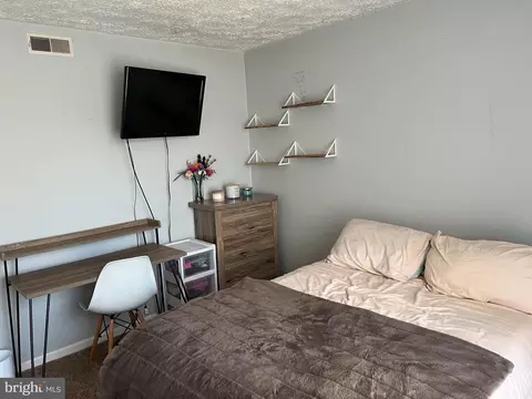 Bedroom - 8030 H Abbey Ct #H, Pasadena, MD 21122 photo 7 of 7