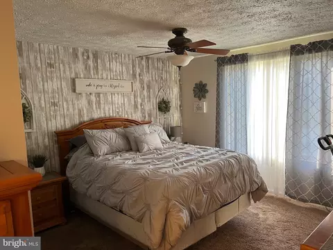 Bedroom - 8030 H Abbey Ct #H, Pasadena, MD 21122 photo 1 of 7