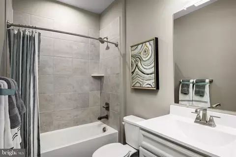 7910 Tanbridge Ln #BALLAD, Pasadena, MD 21122 photo 13