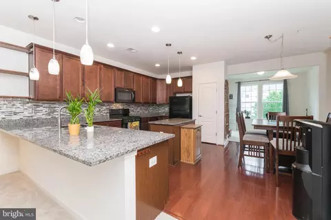 8546 Golden Eagle Ln, Severn, MD 21144