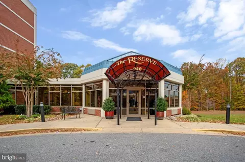 940 Astern Way #108, Annapolis, MD 21401