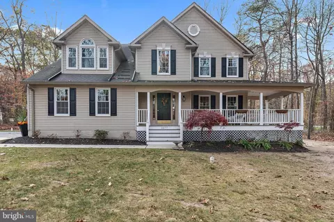 Exterior - 1677 Bayside Beach Rd, Pasadena, MD 21122 photo 15 of 17