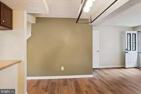 Entry Way - 3629 Handel Ct, Pasadena, MD 21122 photo 5 of 10