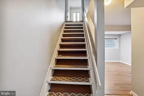 Entry Way - 3629 Handel Ct, Pasadena, MD 21122 photo 10 of 10