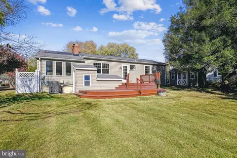 Exterior - 111 Boyd Dr, Annapolis, MD 21403 photo 5 of 18