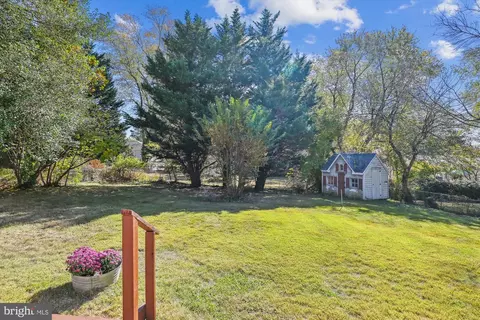 Exterior - 111 Boyd Dr, Annapolis, MD 21403 photo 6 of 18