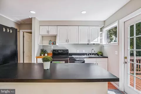 Kitchen - 111 Boyd Dr, Annapolis, MD 21403 photo 1 of 2