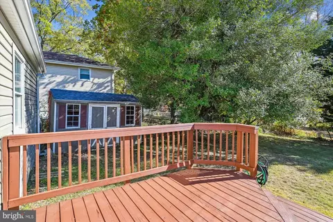 Exterior - 111 Boyd Dr, Annapolis, MD 21403 photo 11 of 18