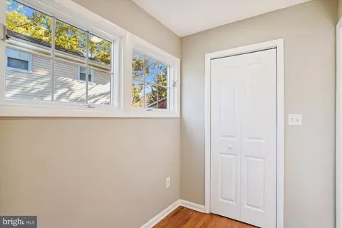 Entry Way - 111 Boyd Dr, Annapolis, MD 21403 photo 3 of 5