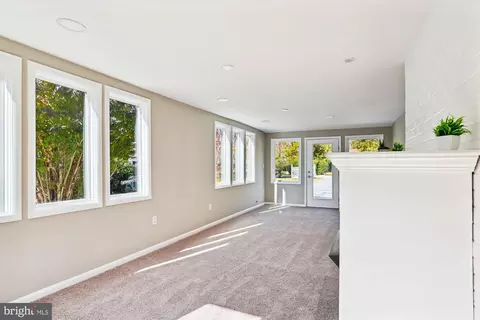 Living - 111 Boyd Dr, Annapolis, MD 21403 photo 8 of 9