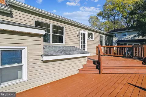 Exterior - 111 Boyd Dr, Annapolis, MD 21403 photo 10 of 18