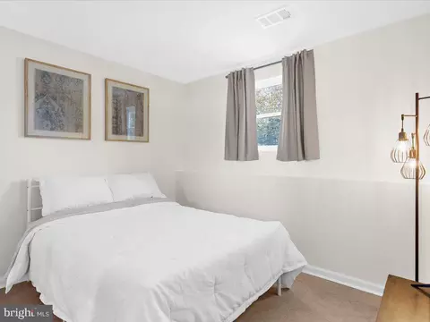 113 Granada Rd, Pasadena, MD 21122 photo 26
