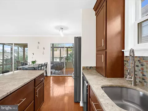 113 Granada Rd, Pasadena, MD 21122 photo 10