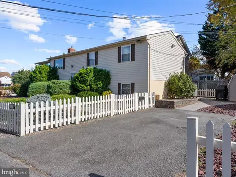 113 Granada Rd, Pasadena, MD 21122 photo 41