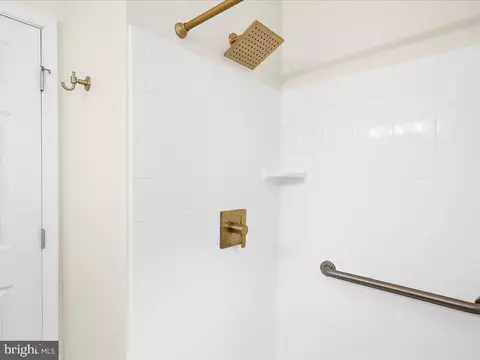 113 Granada Rd, Pasadena, MD 21122 photo 21