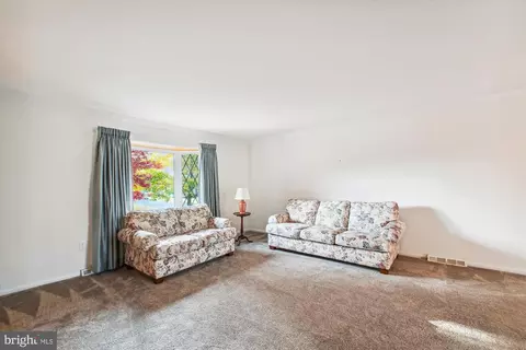 Living - 308 Granada Rd, Pasadena, MD 21122 photo 3 of 4